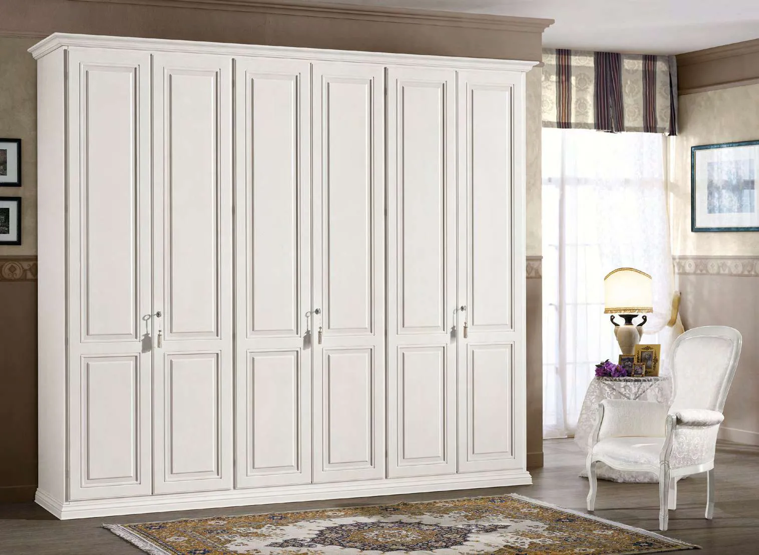 Armadio classico Michelangelo Euro Design a sei ante laccato bianco