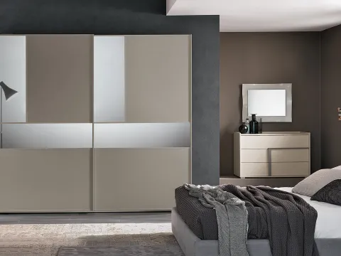 Vai alla foto 1