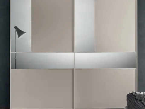 Vai alla foto 2