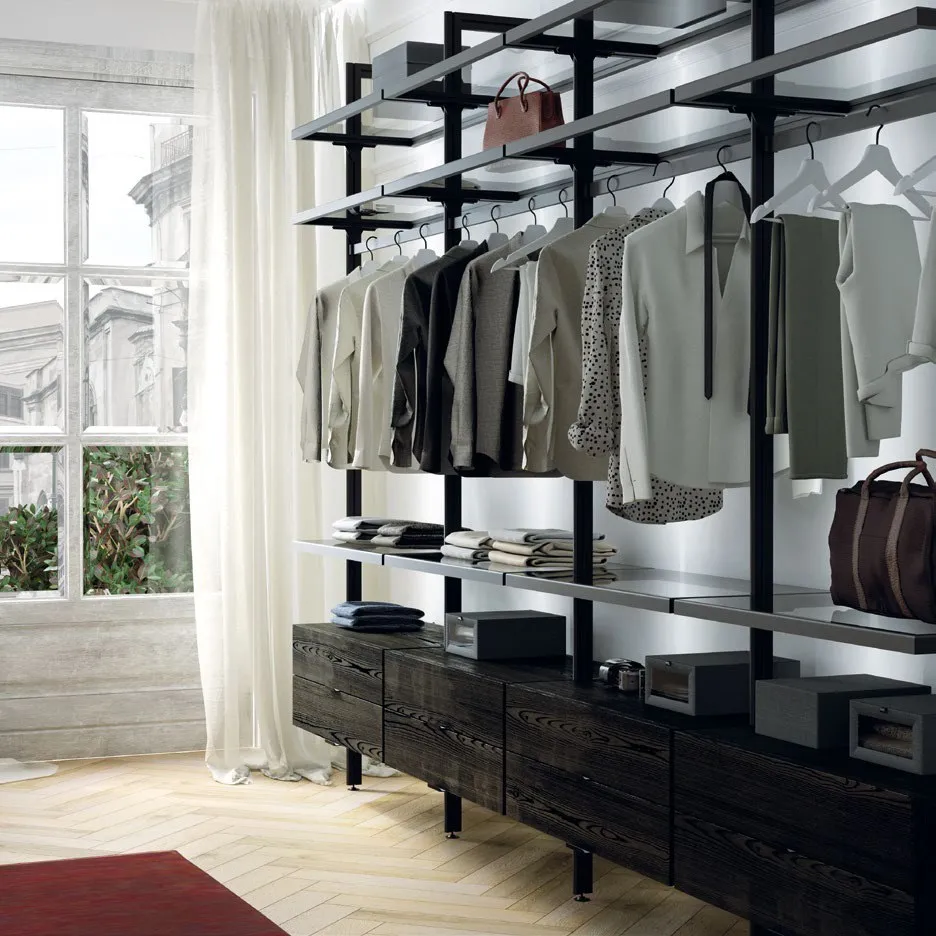 Cabina armadio Nova Dress 2 Imba vista di lato con abiti e borse sui ripiani