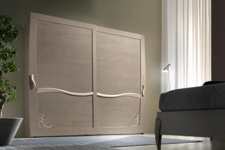 Armadio House Project Imba con ante scorrevoli traforate