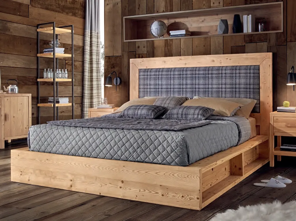 Letto Marte Imba in legno naturale con cassettoni sotto la rete
