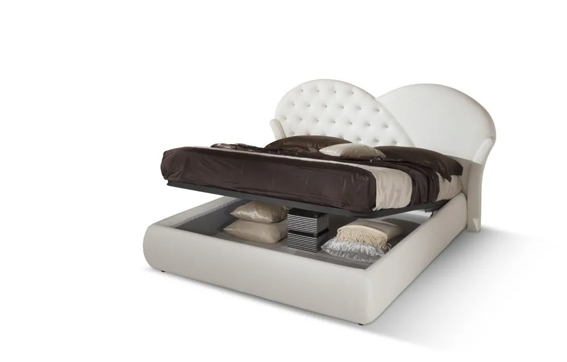 Letto Marubi Imba con contenitore aperto su fondo bianco