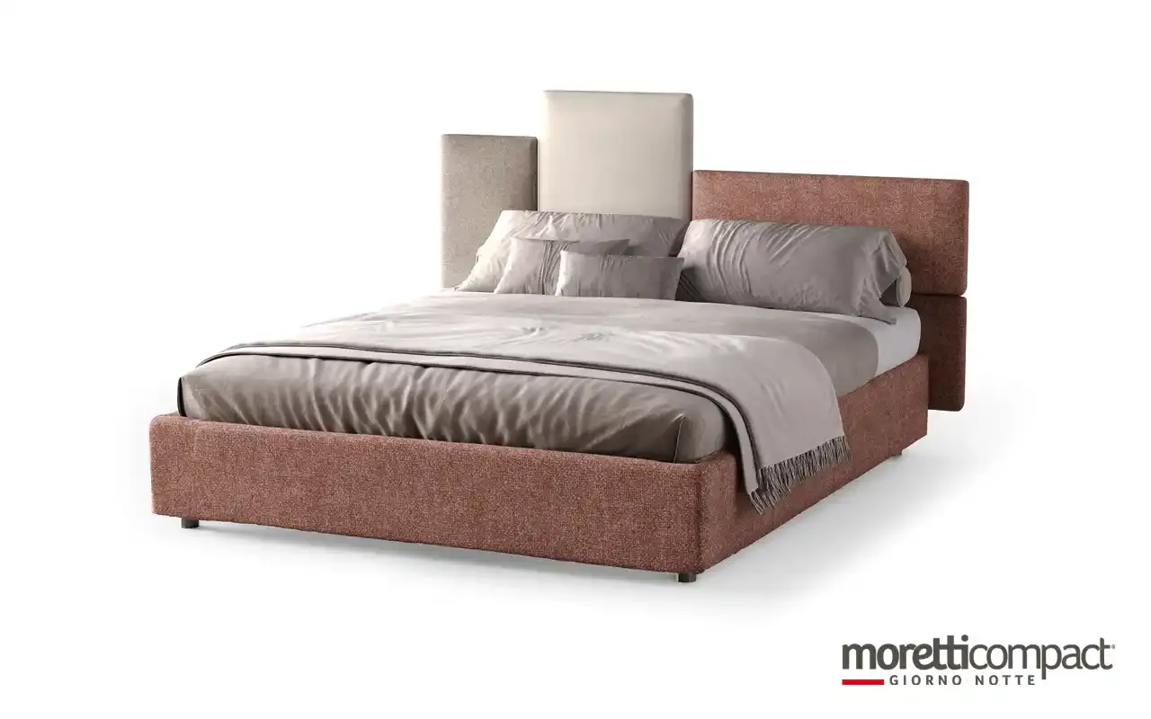 Letto Puzzle 4 Moretti Compact rivestito in tessuto rosso con pannelli chiari