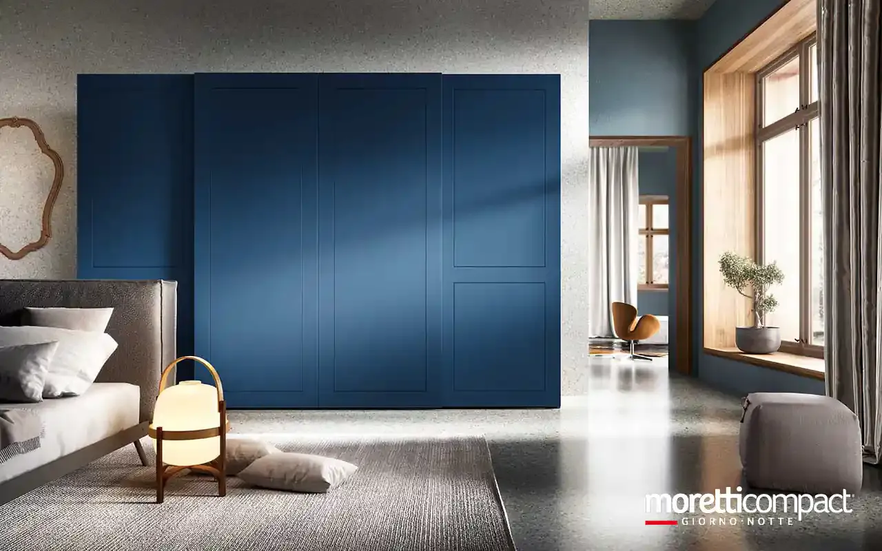 Armadio scorrevole Zenith S177 Moretti Compact con ante incise in laccato scuro