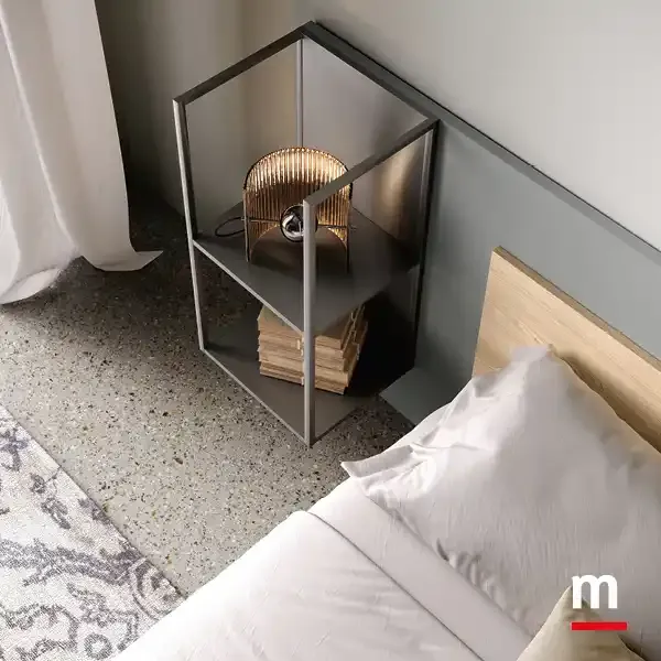 Mensola a giorno accanto al letto, camera Modula M13 Moretti Compact