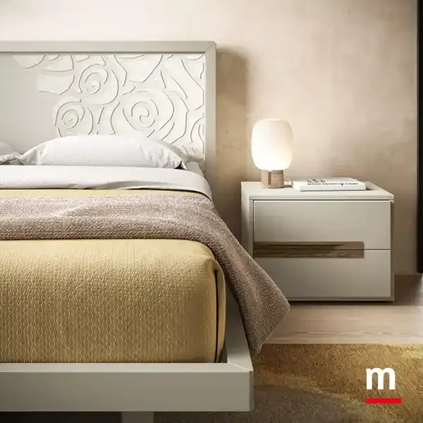 Testata Molding con decoro in malta, camera Solano S12 Moretti Compact