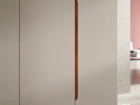 Vai alla foto 3