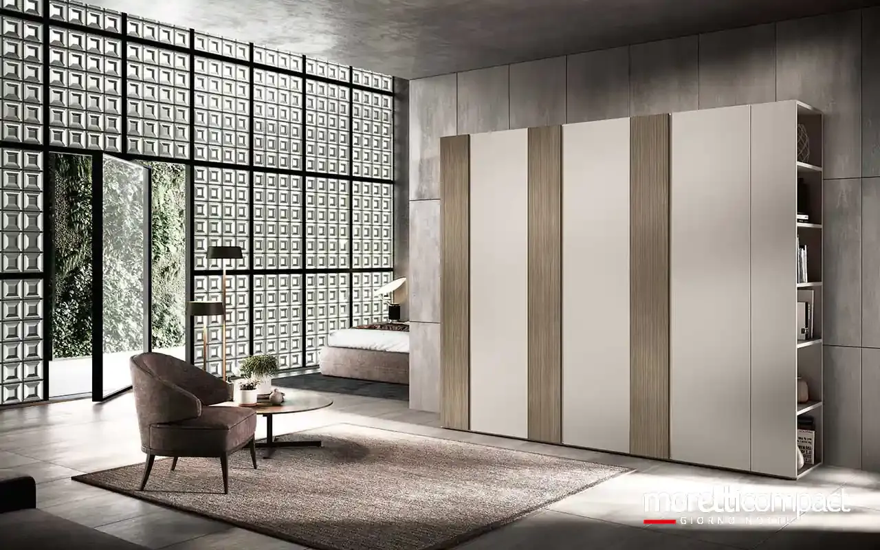 Armadio battente Zenith B365 Moretti Compact perla e rigatino in soggiorno