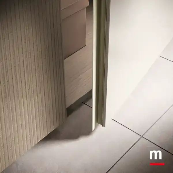 Dettaglio dell'anta in rigatino, armadio Zenith B365 Moretti Compact