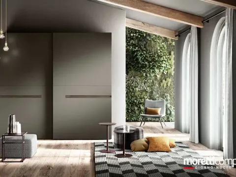 Vai alla foto 1