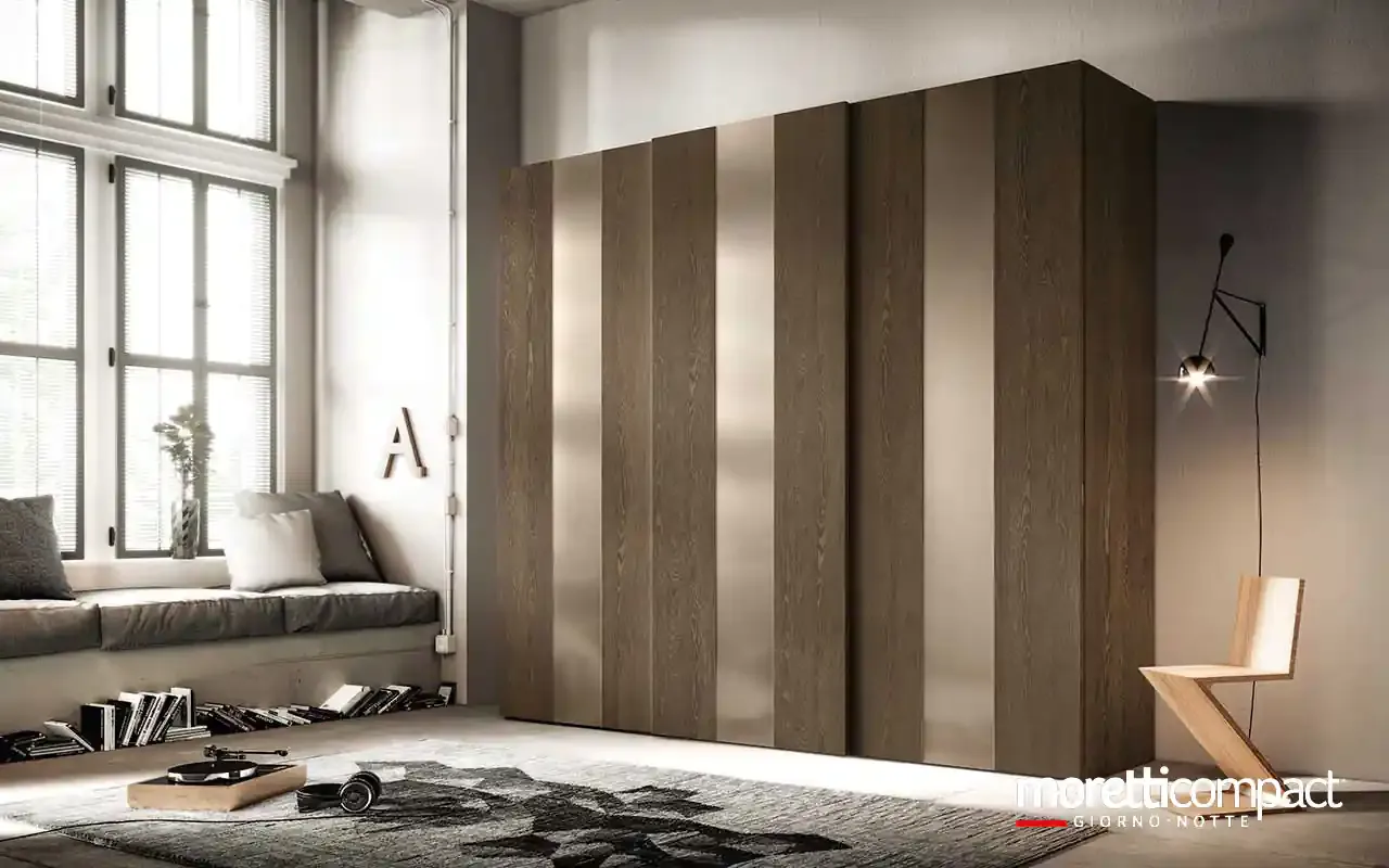 Armadio scorrevole Zenith S180 Moretti Compact in rovere con fasce a specchio bronzo