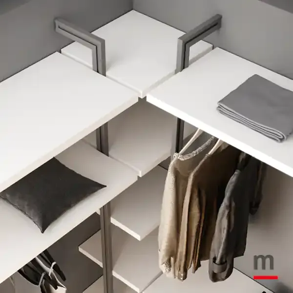 Cabina armadio con montanti Omnia V327 Moretti Compact angolo con appendiabiti