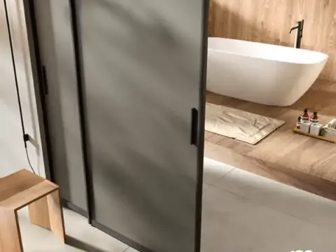 Vai alla foto 2