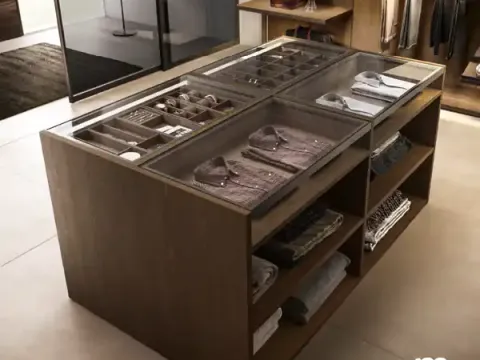 Vai alla foto 2