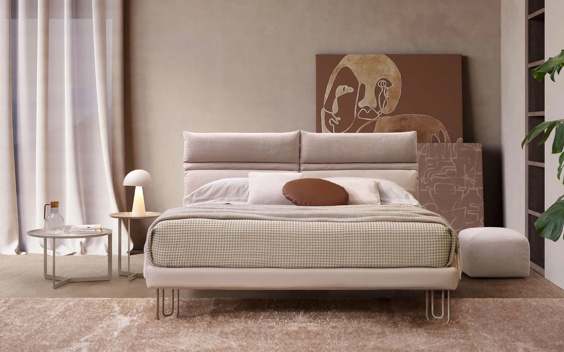 Letto Linus Rosini cipria in una camera con quadro