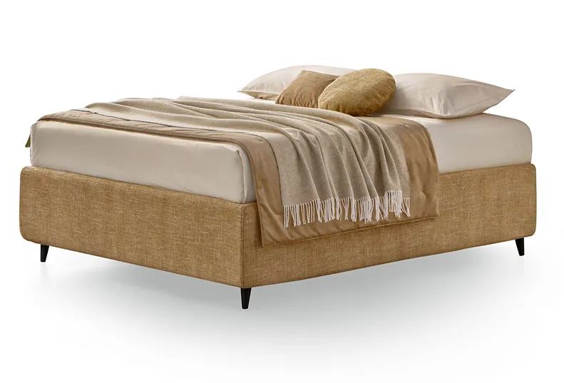 Letto Sommier San Lorenzo con giroletto alto e piedini in legno