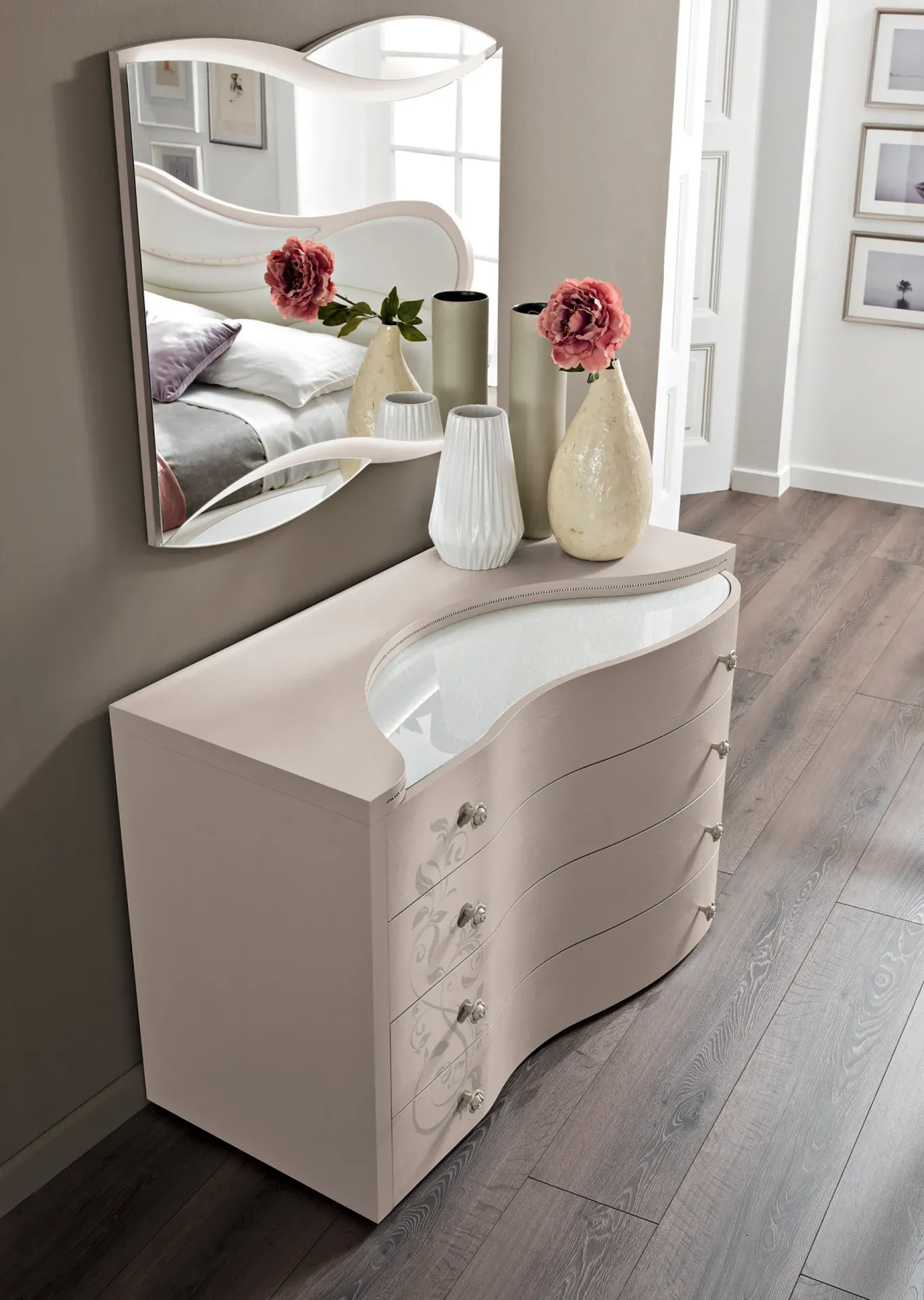 Camera da letto Prestige Spar proposta PR50 con letto imbottito e armadio