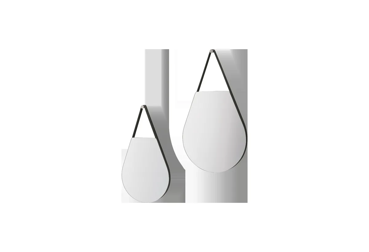 Due specchi Drops Target Point su fondo bianco
