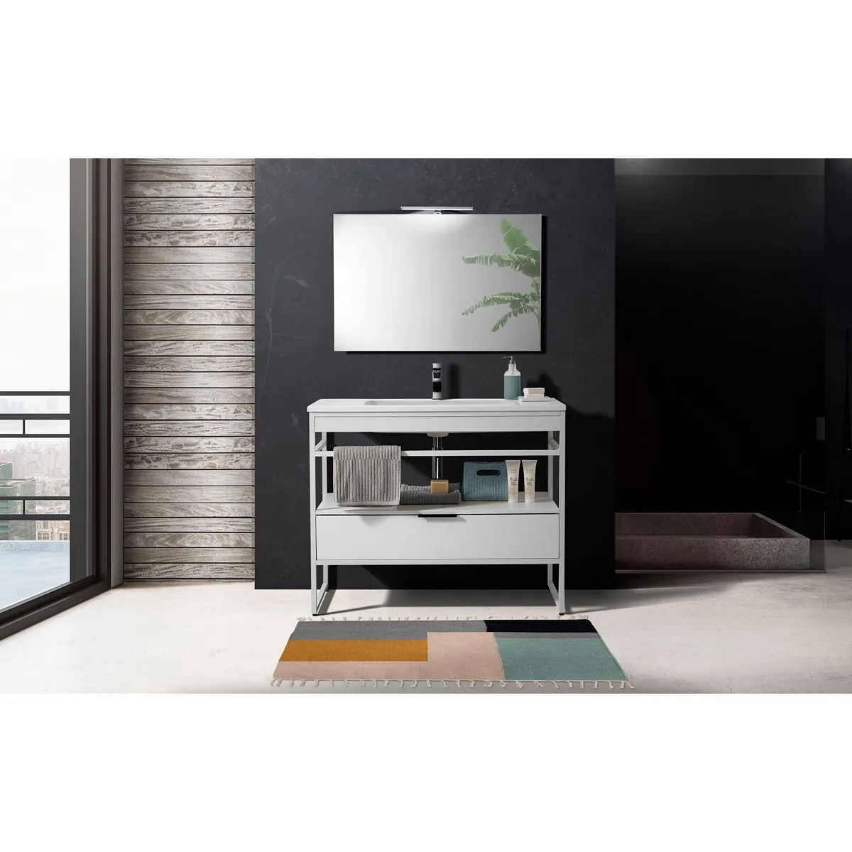 Tappeto Lella Small Tomasucci multicolore davanti al mobile di un bagno