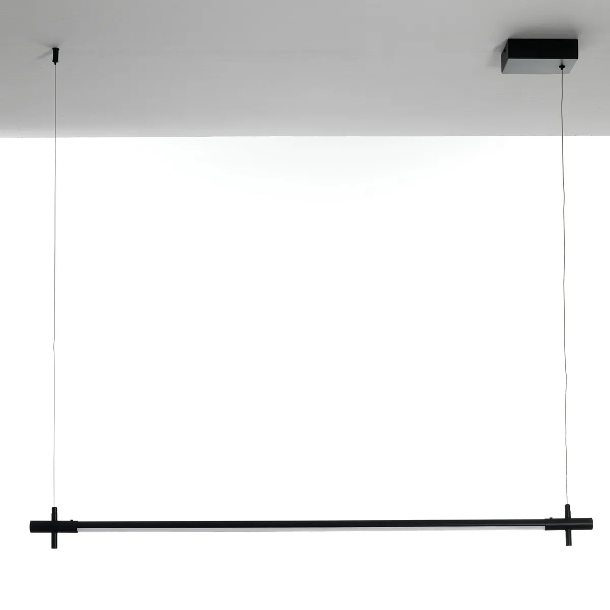 Lampadario slim Tomasucci scontornato