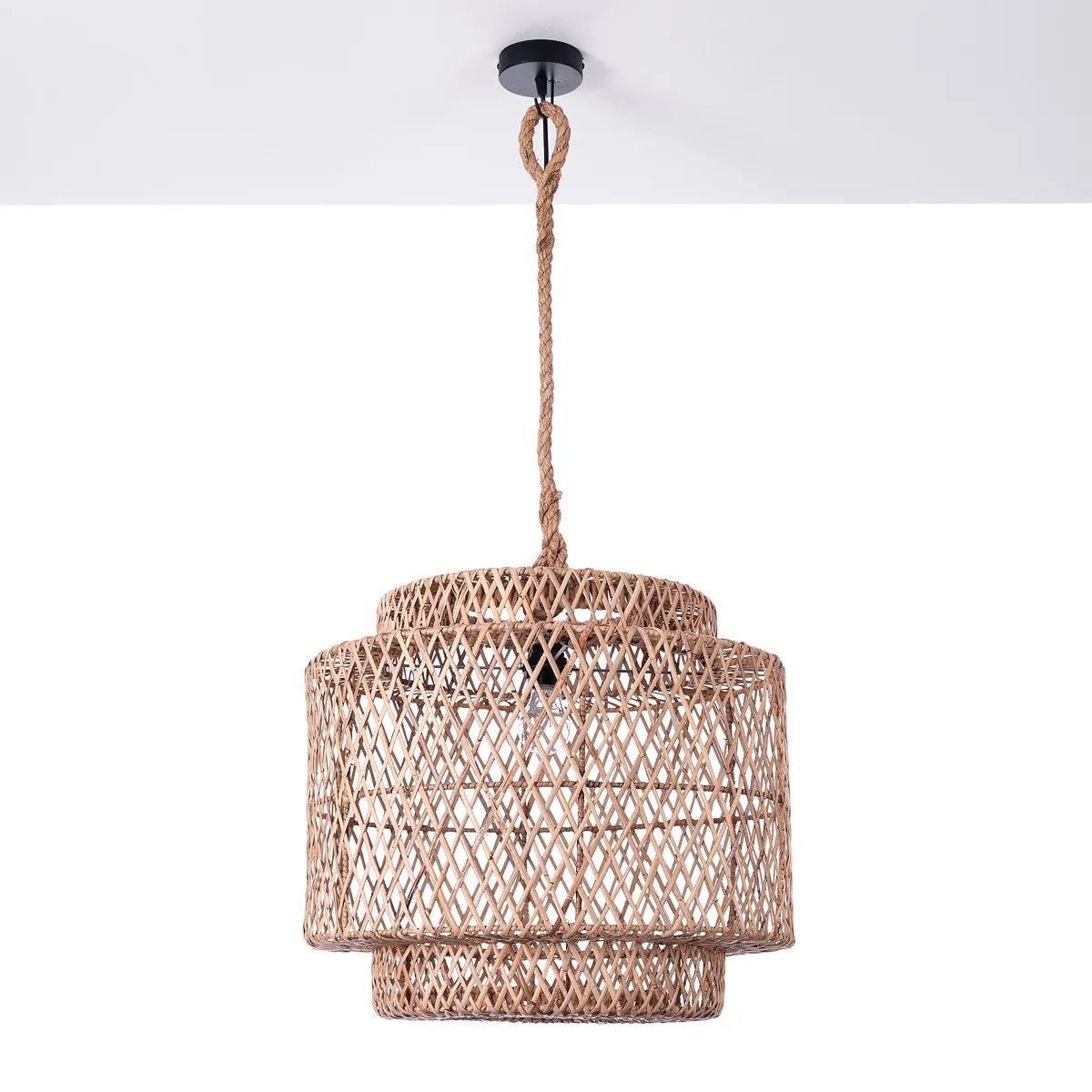 Lampadario Great Tomasucci appeso al soffitto