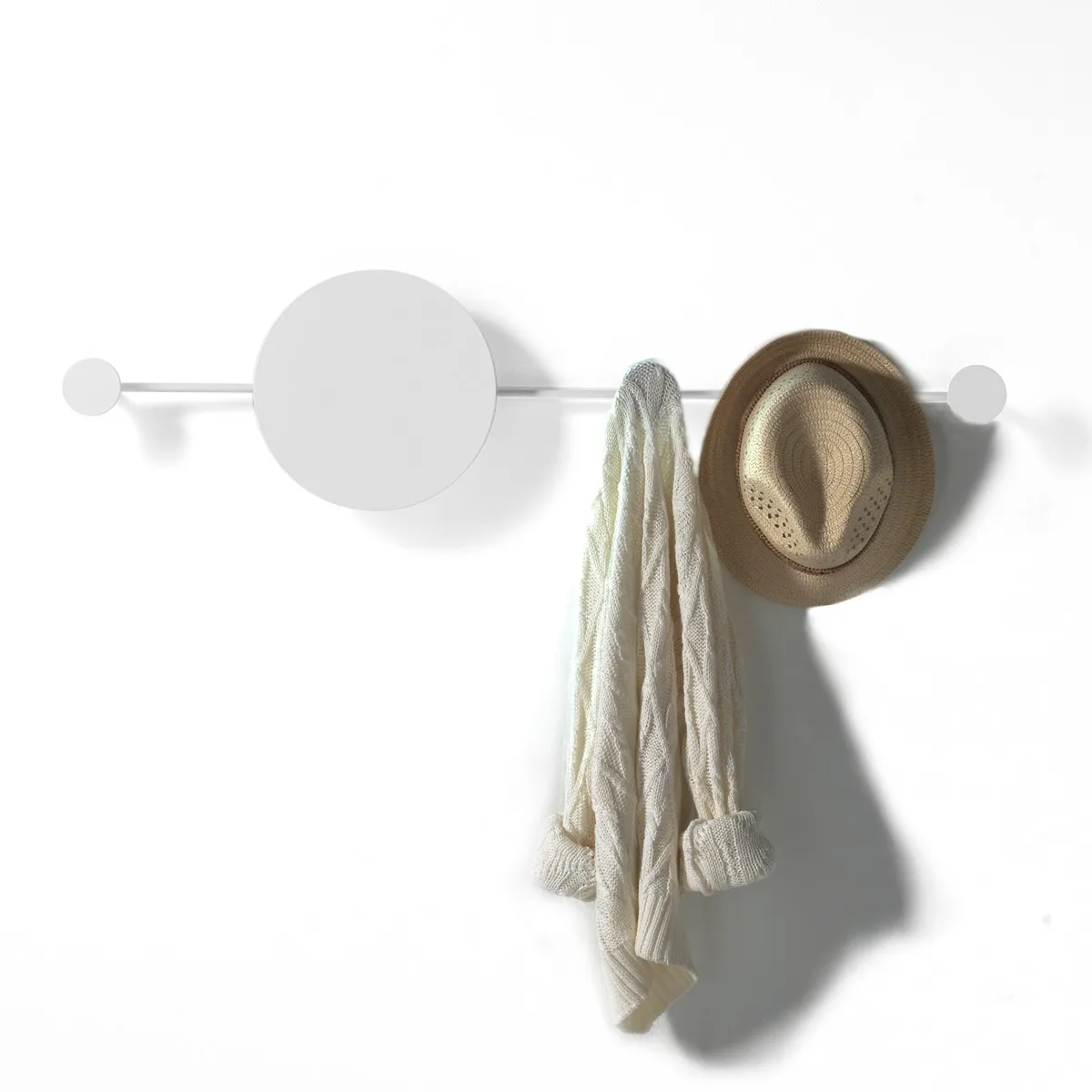 Appendiabiti Hub Tomasucci con cappello e sciarpa