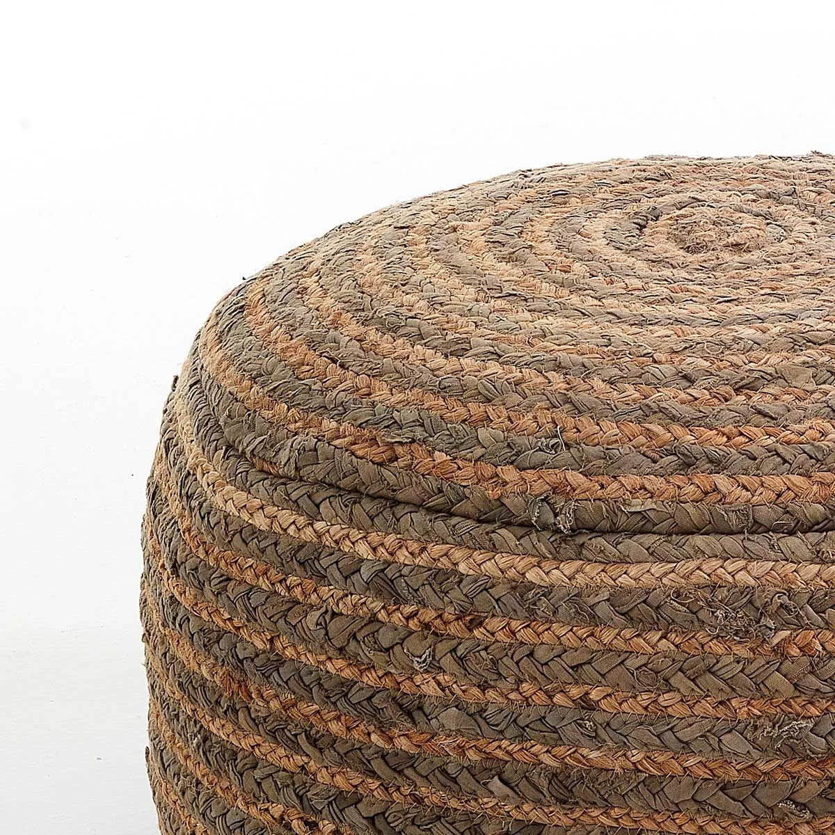 Dettaglio dell'intreccio del pouf Nagar-B Tomasucci