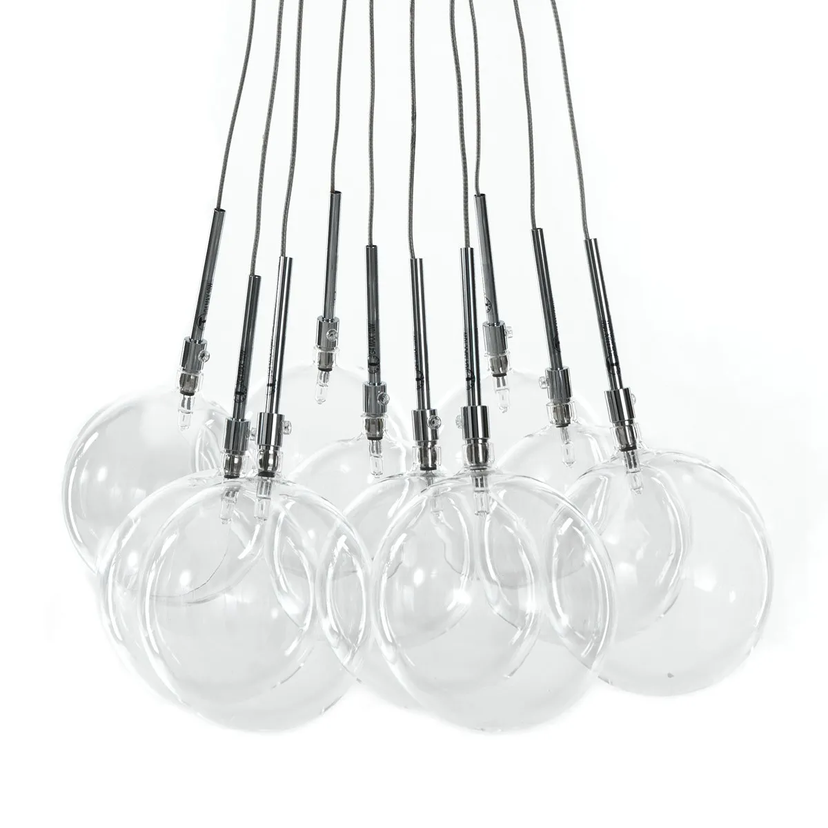 Lampadario Balls Tomasucci con sfere in vetro trasparente appese a cavi di lunghezze diverse