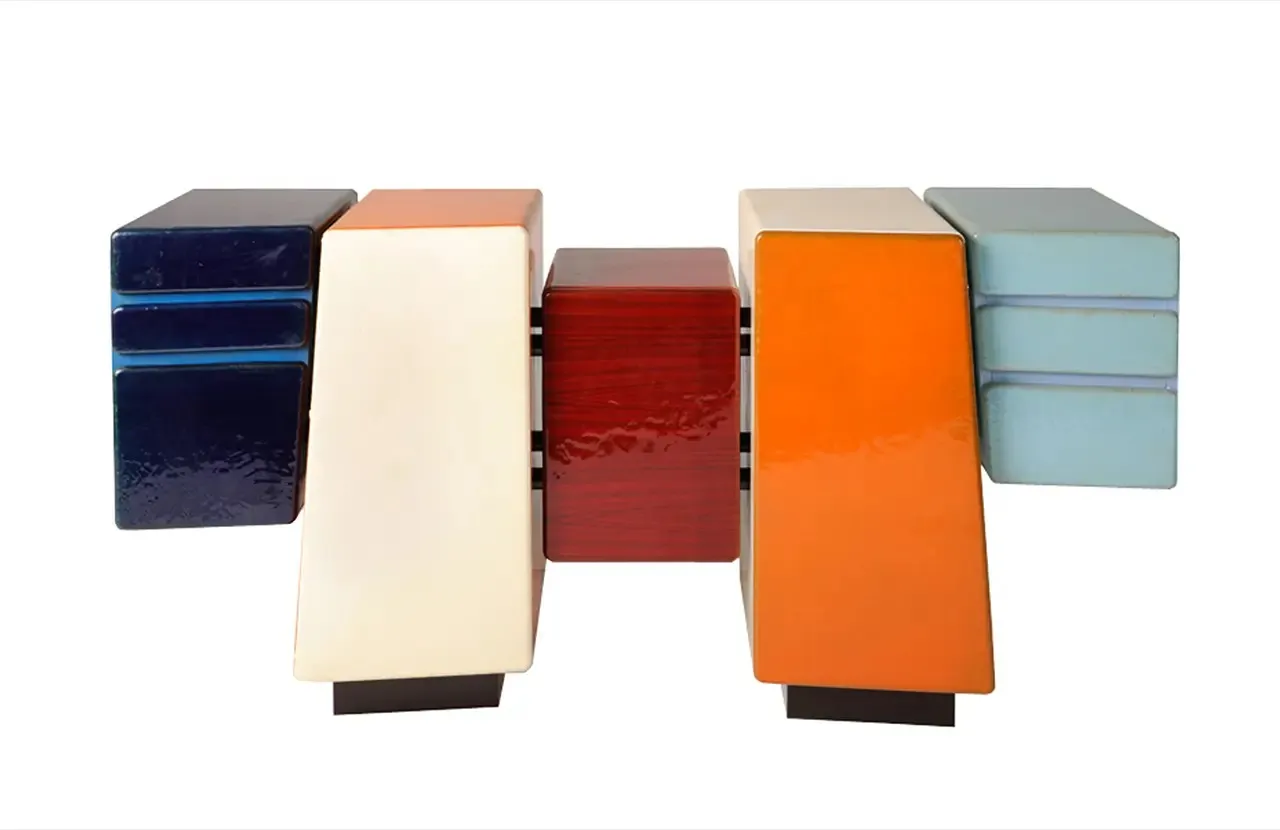 Madia La Variabile Le Fablier a moduli in resina blu, avorio, rossa, arancio e azzurra