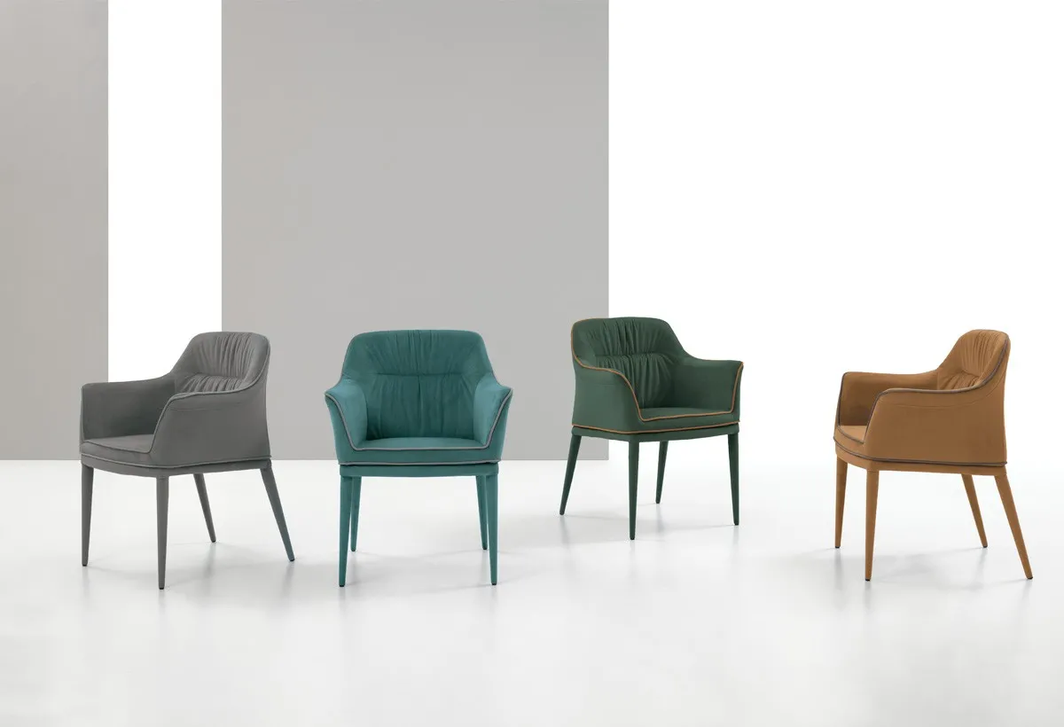 Poltroncine Dallas Target Point in grigio, petrolio, verde e cuoio con bordino a contrasto