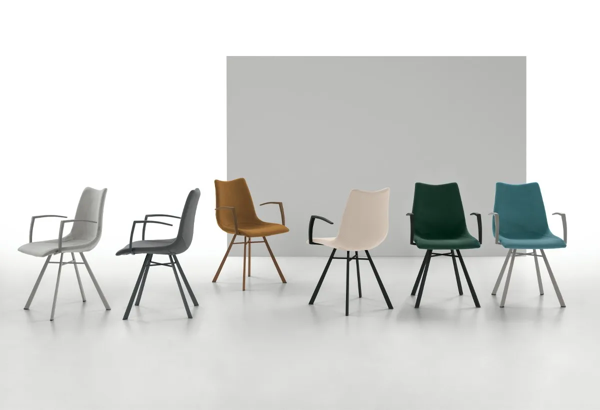 Poltroncine Maiorca Target Point con braccioli in sei colori