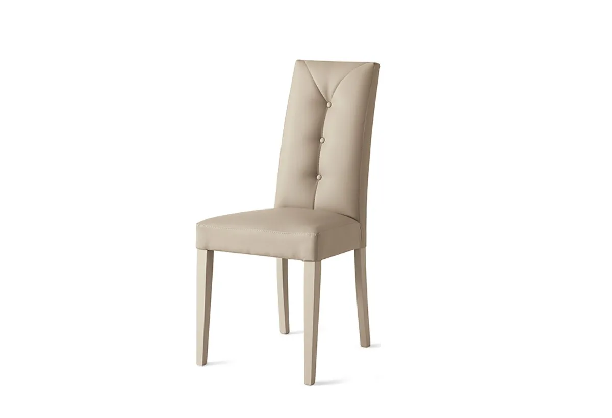 Sedia Zurigo Target Point beige su fondo bianco