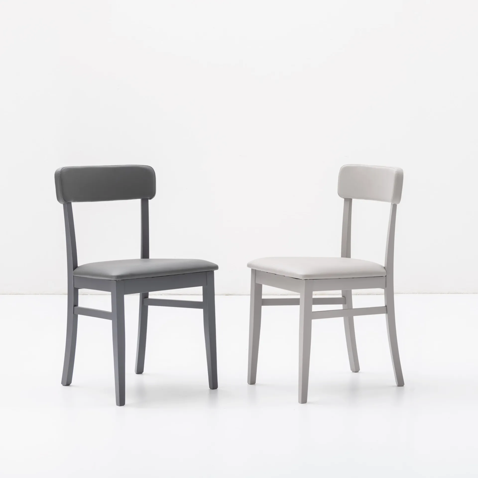 Due sedie Megan Tecnolegno in legno grigio e tortora con imbottiture