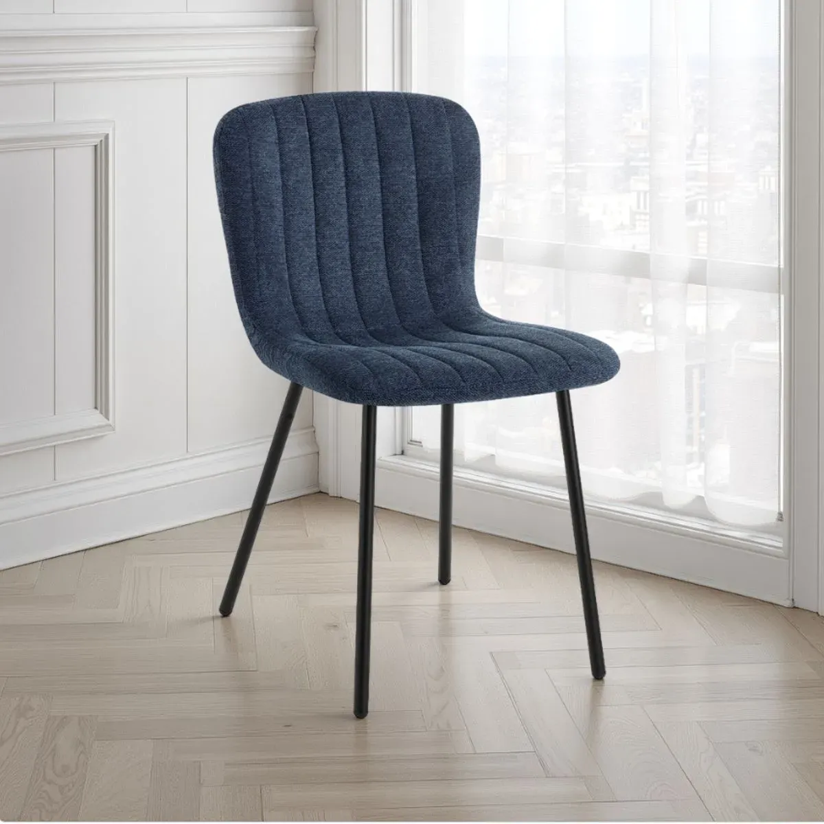 Sedia Cosy Blue Tomasucci in tessuto blu
