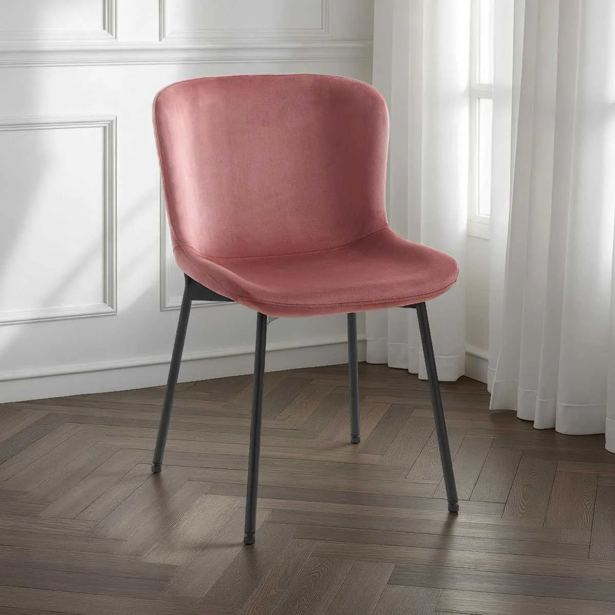 Sedia Snug Tomasucci in velluto rosa cipria