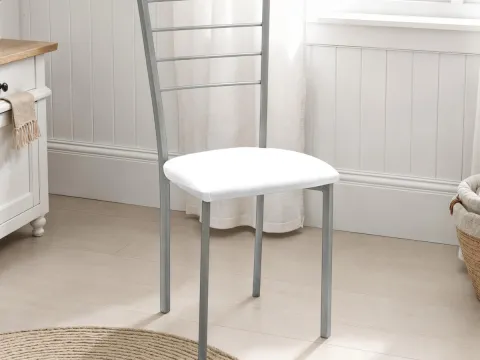 Vai alla foto 1