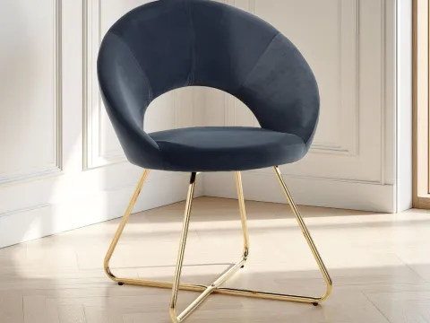 Vai alla foto 2