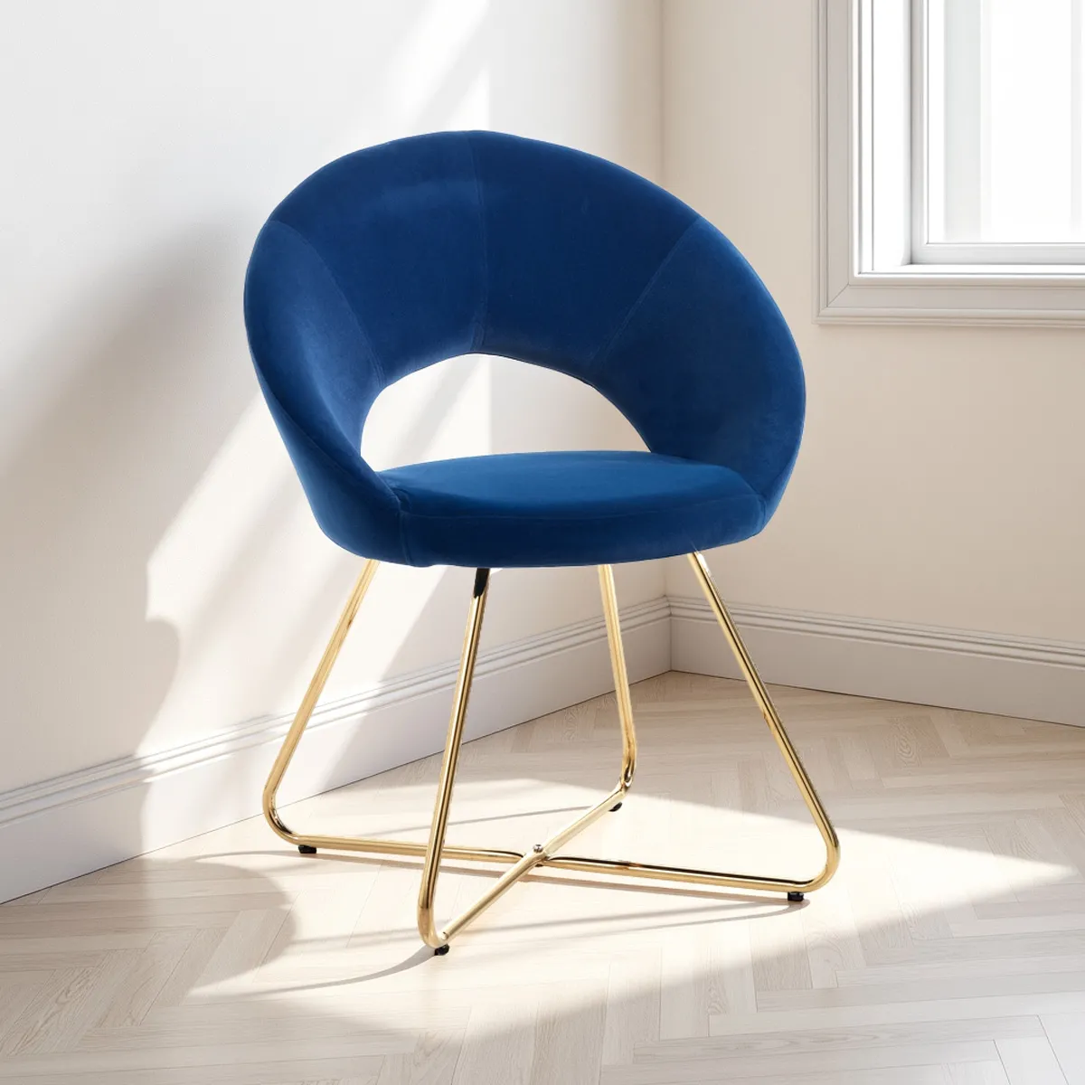 Sedia Edda Blue Tomasucci in velluto blu