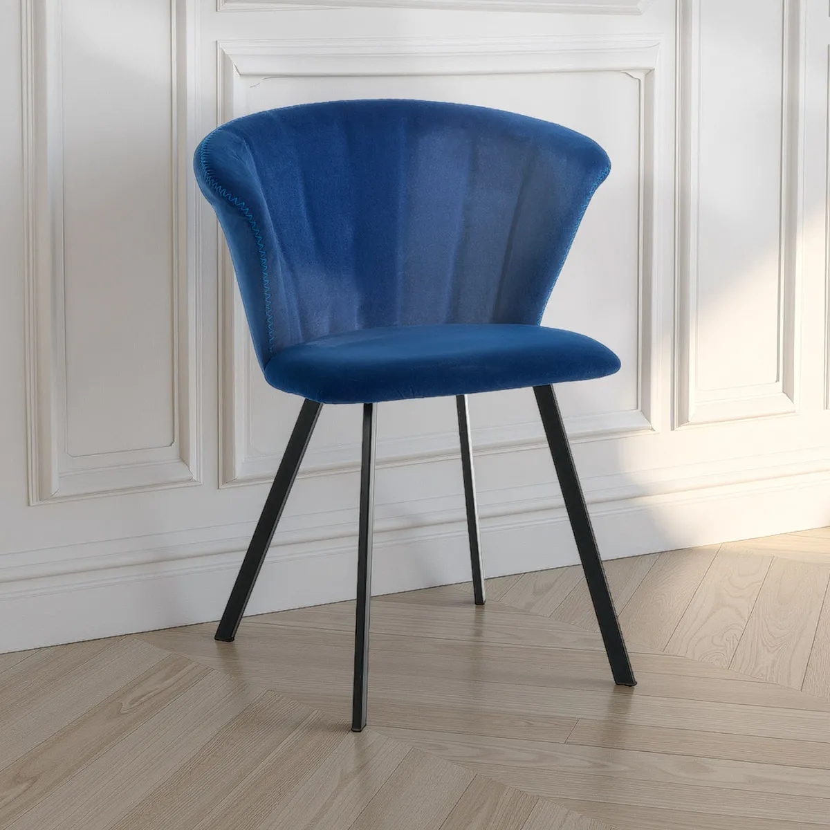 Sedia Noah Blue Tomasucci in velluto blu