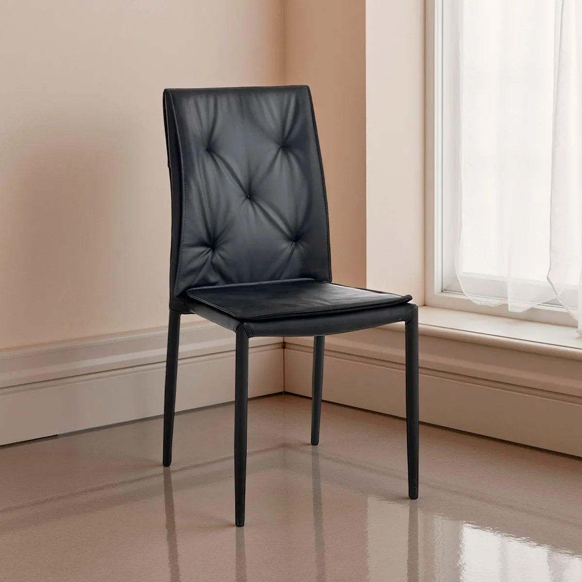 Sedia Lucia Black Tomasucci in ecopelle nera
