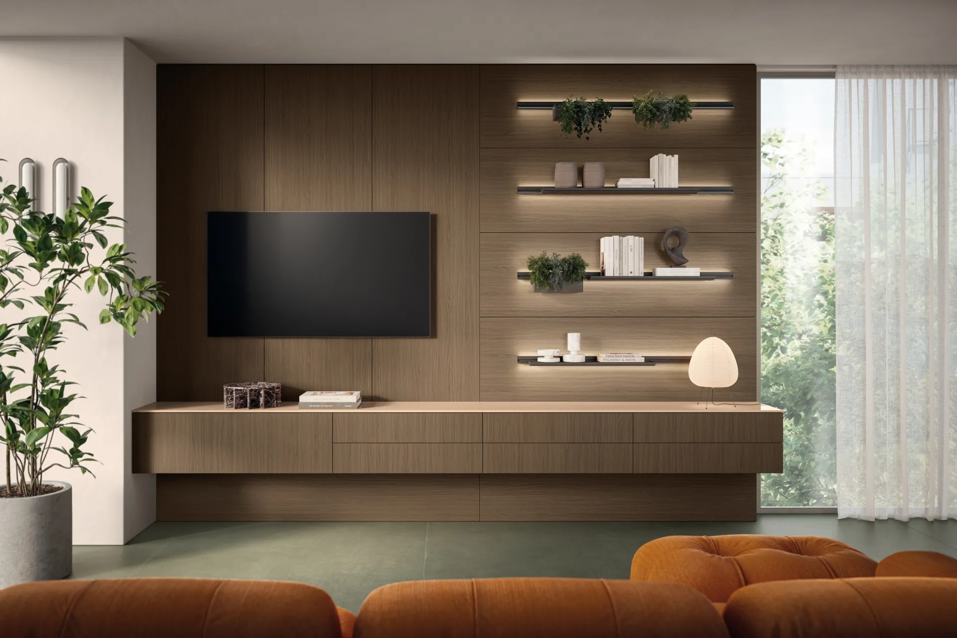 Soggiorno Essenza Scavolini con parete TV a pannelli effetto legno, mensole illuminate e base sospesa