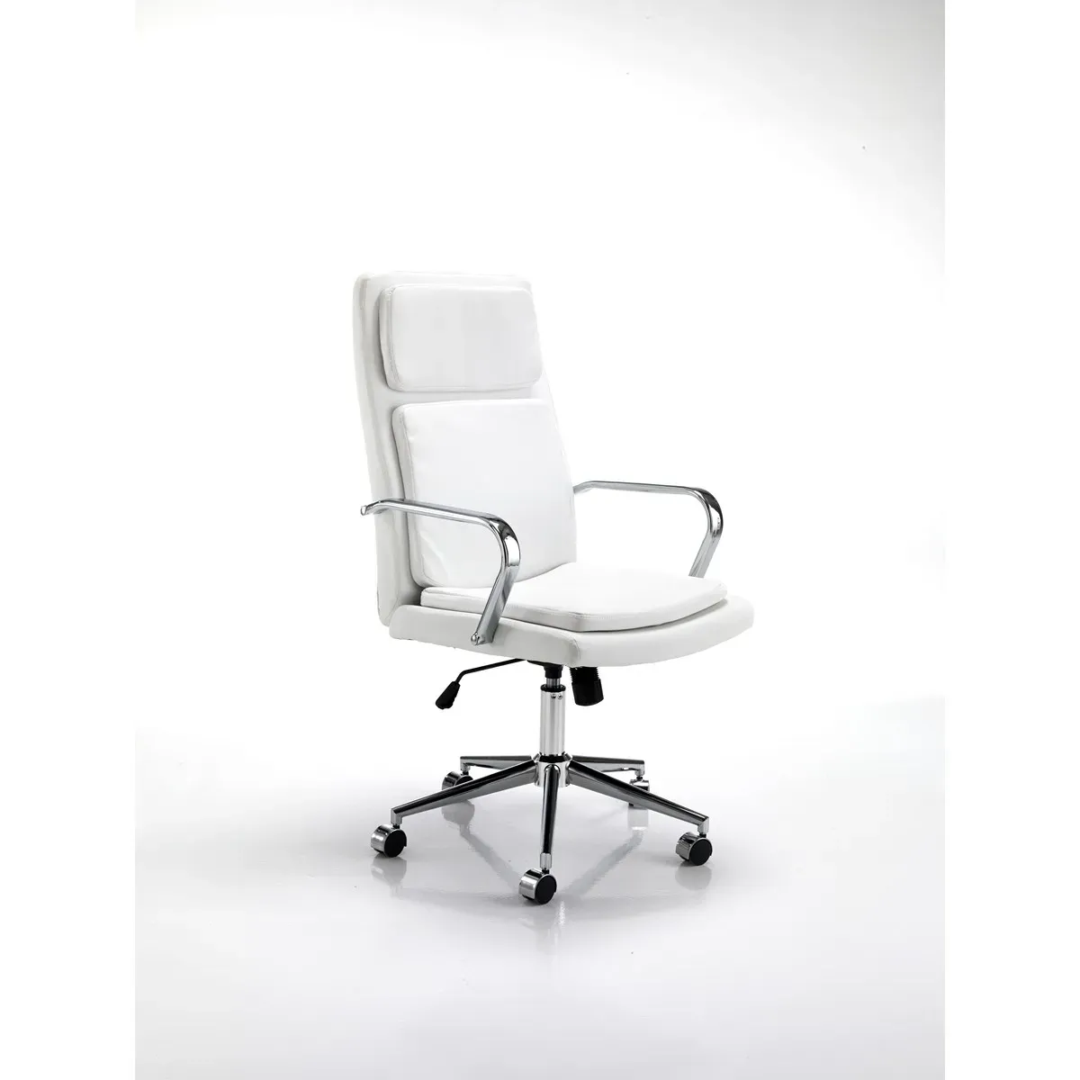 Poltrona Prestige Tomasucci vista di tre quarti