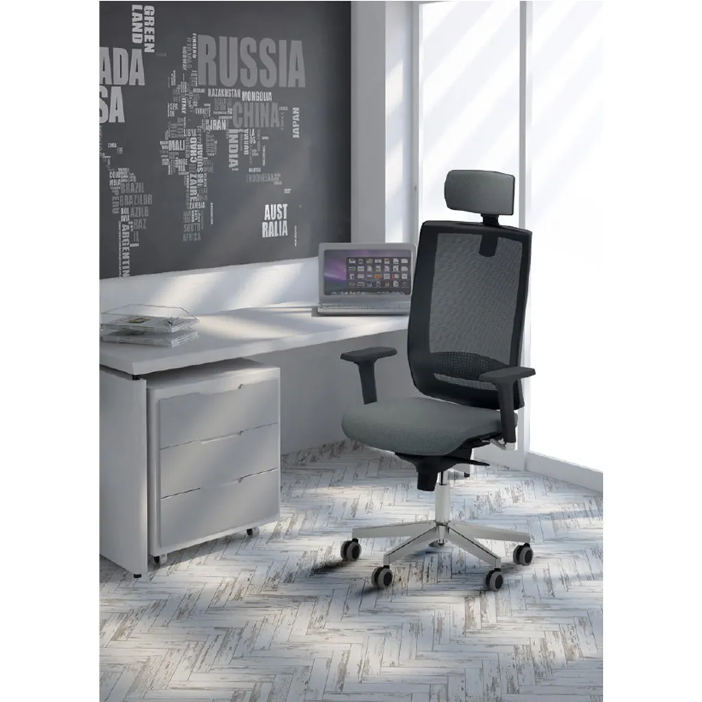 Sedia ergonomica Kind Unisit in un ufficio con parete grafica