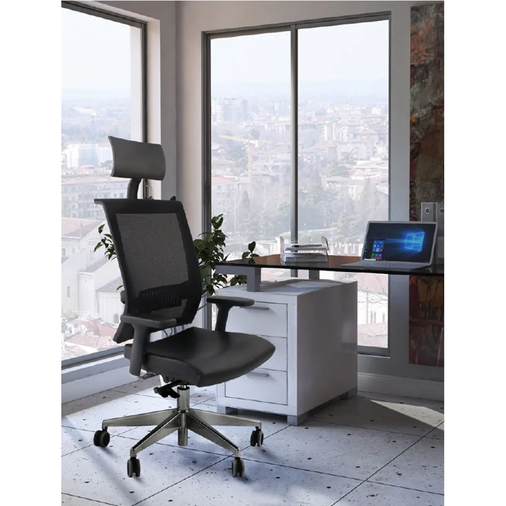 Sedia ergonomica Galatea Unisit in un ambiente arredato