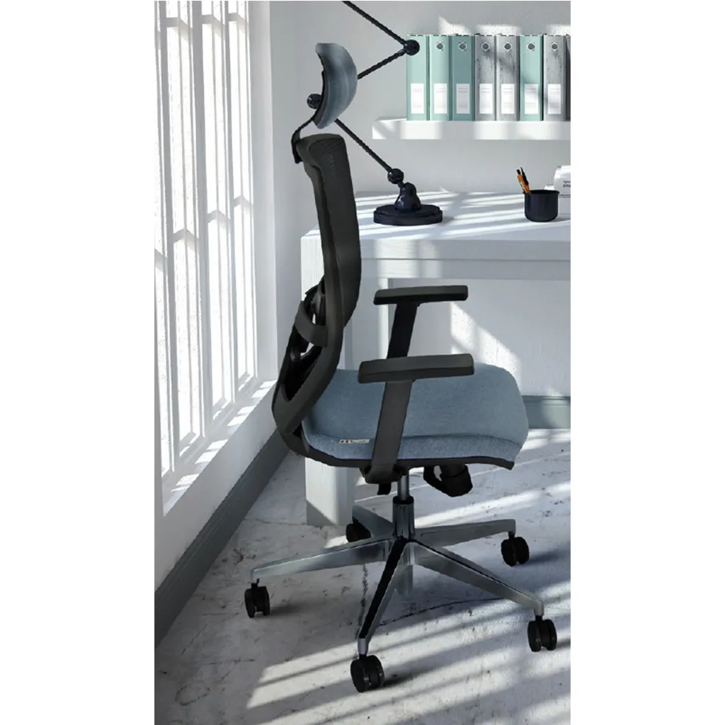 Sedia ergonomica Clotilde Unisit in un ambiente arredato, altra versione 2