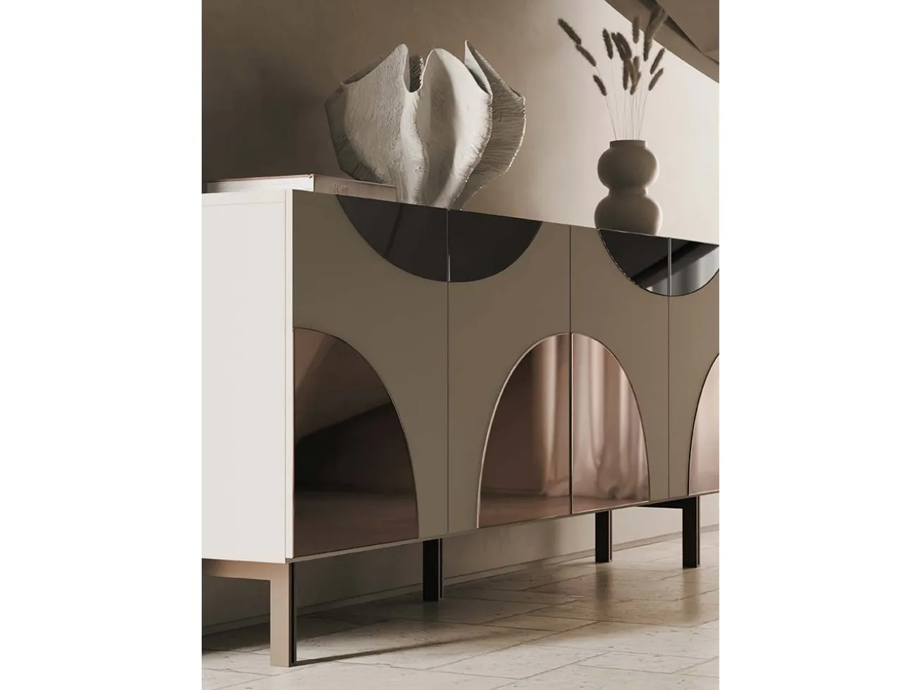 Madia Patchwork Target Point chiara con inserti a specchio ad arco sotto vasi decorativi