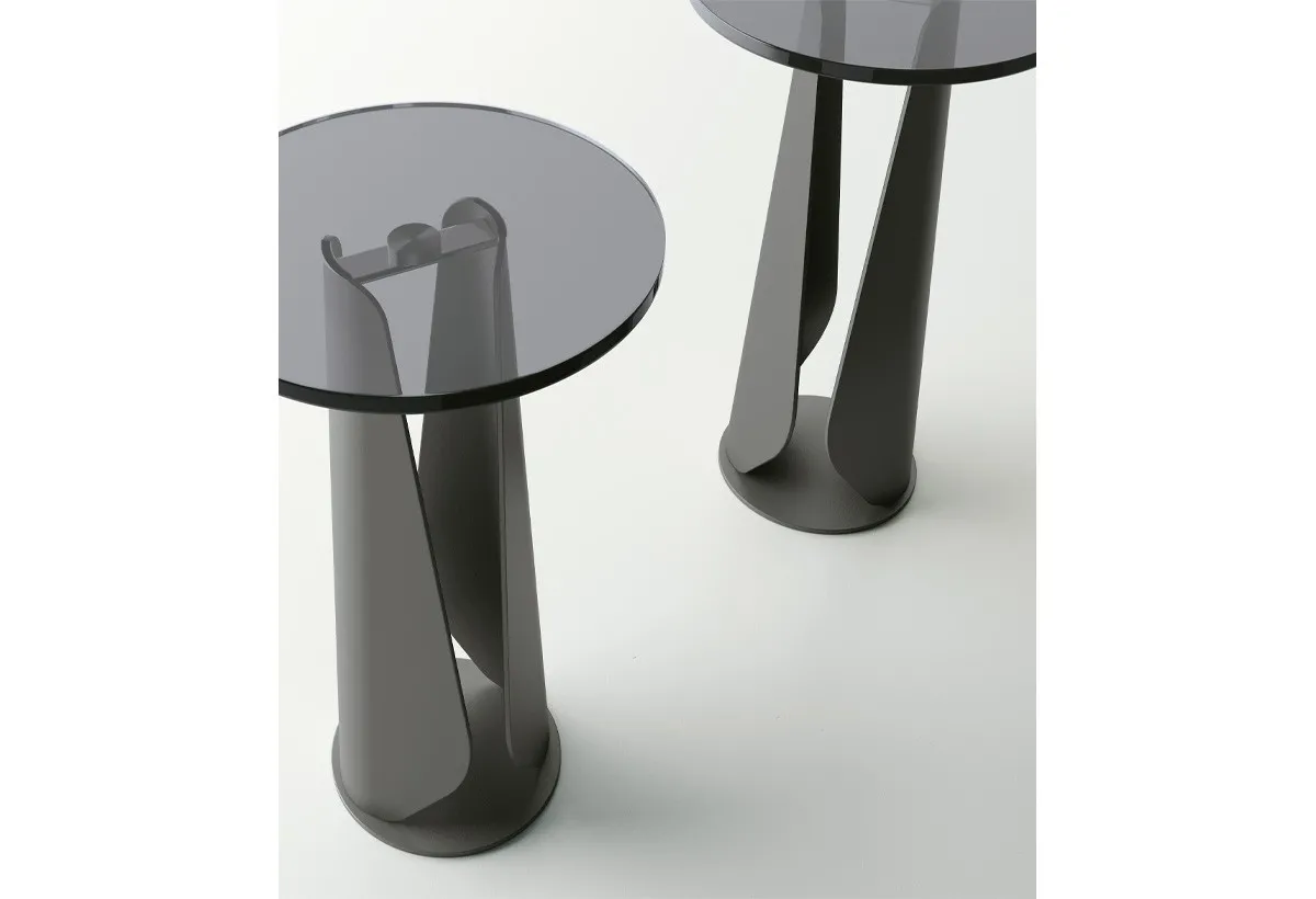 Tavolini Tile Set Target Point grafite con piano in vetro
