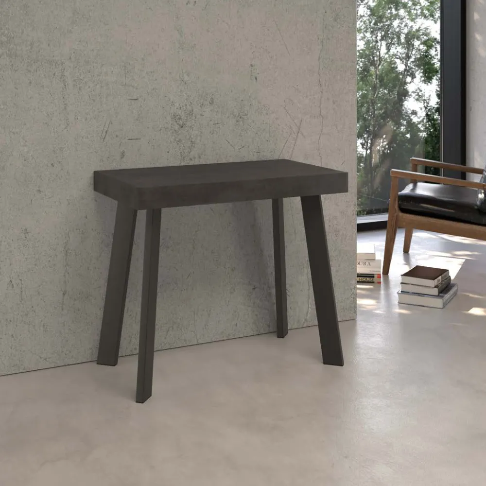 Consolle allungabile Colonia Tecnolegno grigio scuro con gambe in metallo inclinate
