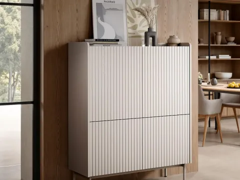 Vai alla foto 1